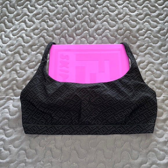 FENDI x SKIMS 🖤 capsule collection LIMITED EDITION ONE Bralette in Black 🖤 - Picture 7 of 11